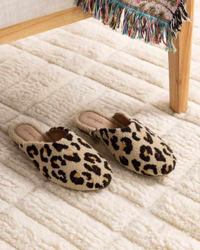 Leopard Print Fashion Slippers Indoor Shoes Household Shoes Non-Slip Thick  Rubber Soles - China Women Slippers and Lady Shoes price | Made-in-China.com
