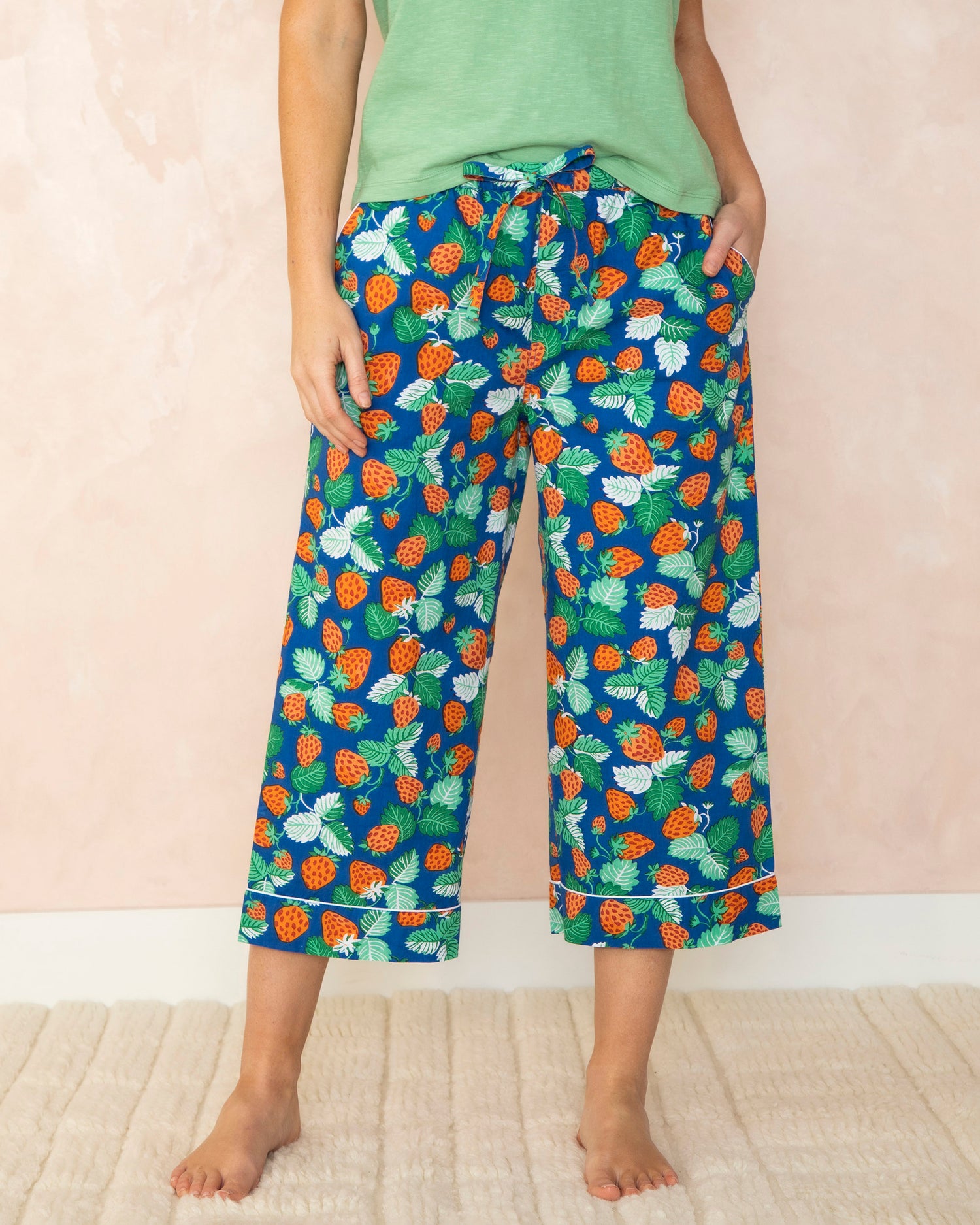 Strawberry Fields - Cropped Pajama Pants - Queen Blue - Printfresh