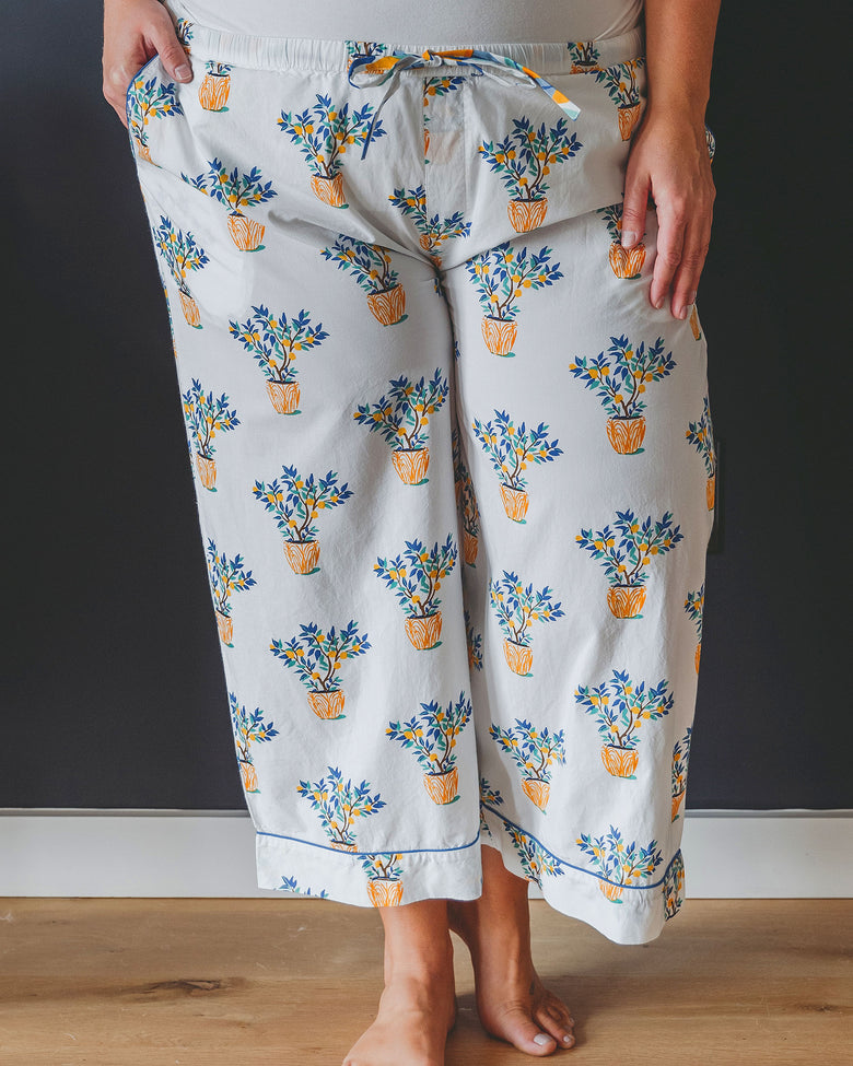 Lemon Tree - Cropped Pajama Pants - Cloud - Printfresh