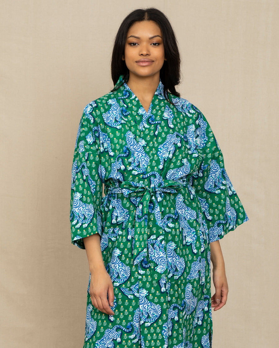 Tiger Robe Vs Matching Family Christmas Pajamas | Size-Inclusive Holiday PJs ...