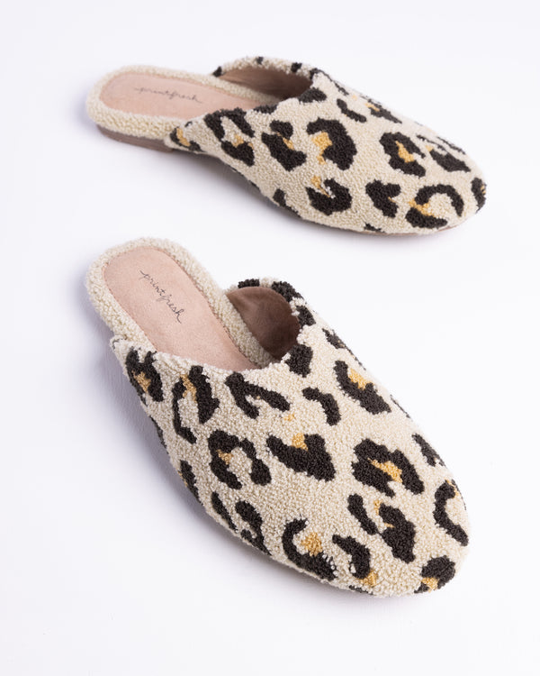 Lounging Leopard - Tufted Slippers - Sand - Printfresh