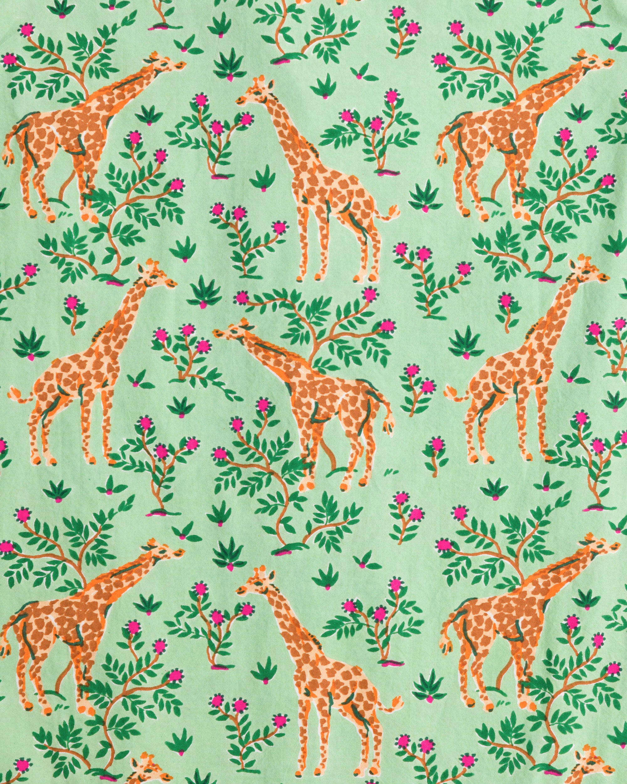 Grazing Giraffes - Robe - Sage - Printfresh