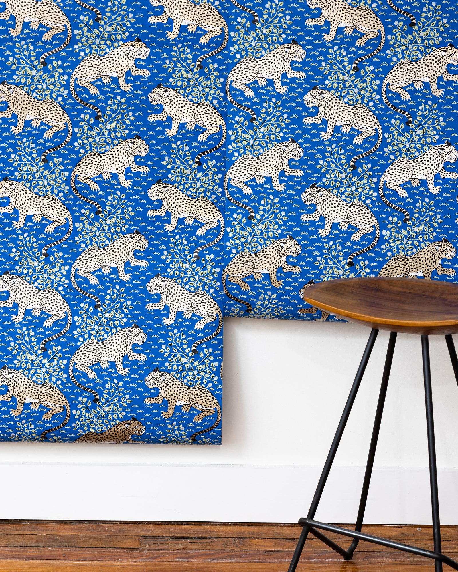 Bagheera - Wallpaper Double Roll - Indigo - Printfresh